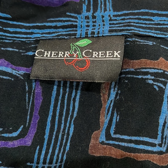 Cherry Creek Blouse - Picture 4 of 4